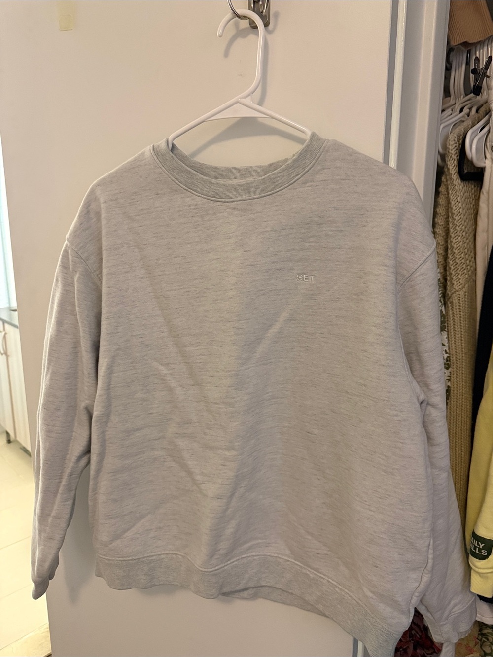 SET Active Light Gray Crewneck Sweatshirt